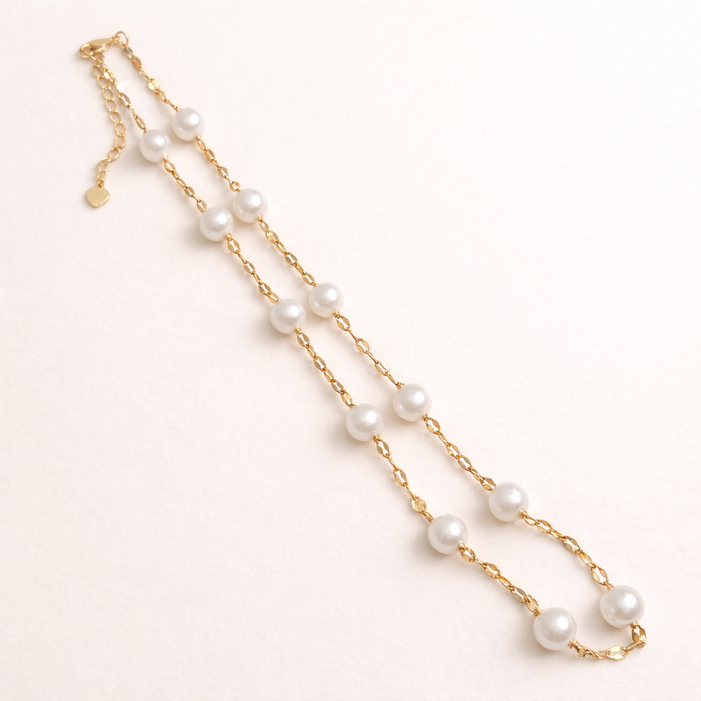 Sparkly Lip Link Pearl Necklace