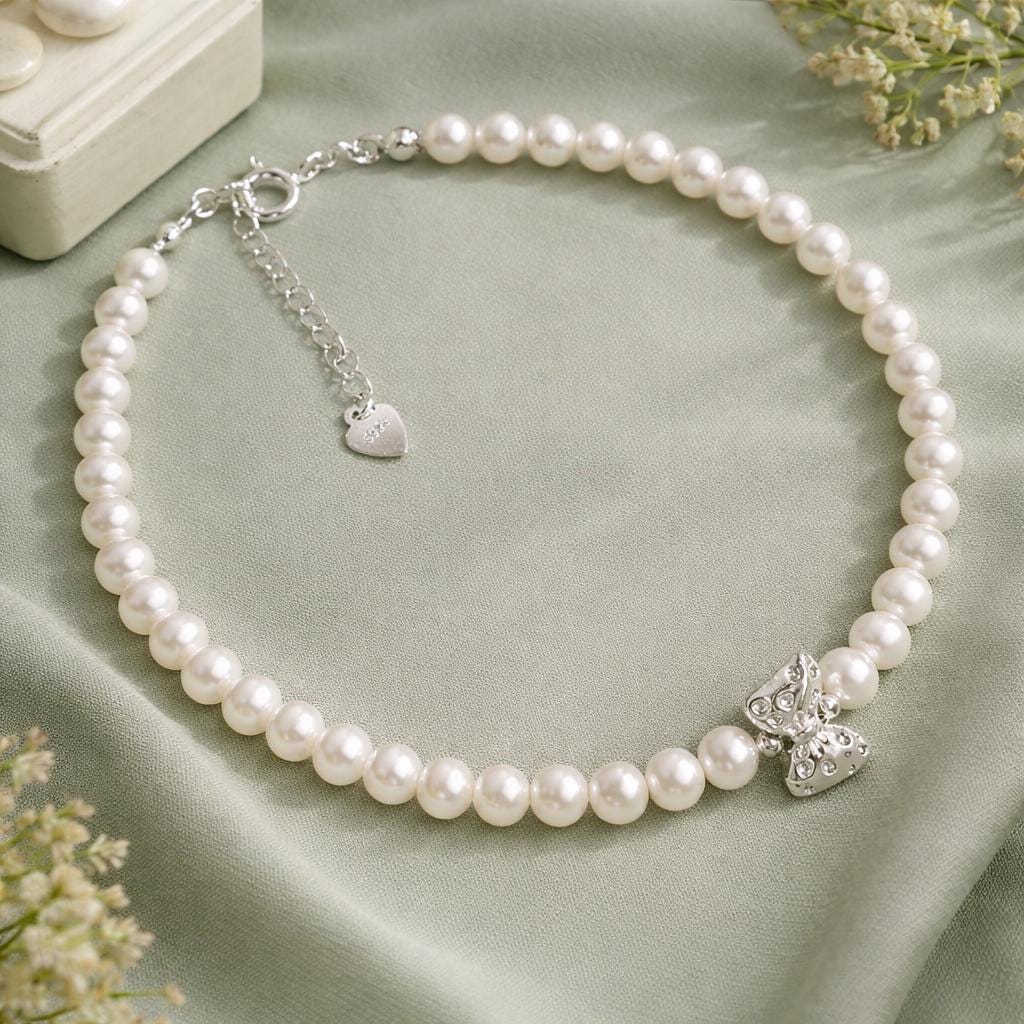 Aurora Near-Round Pearl Bow Bracelet