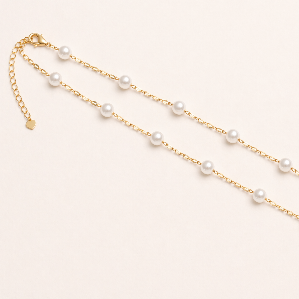 Sparkly Lip Link Pearl Necklace
