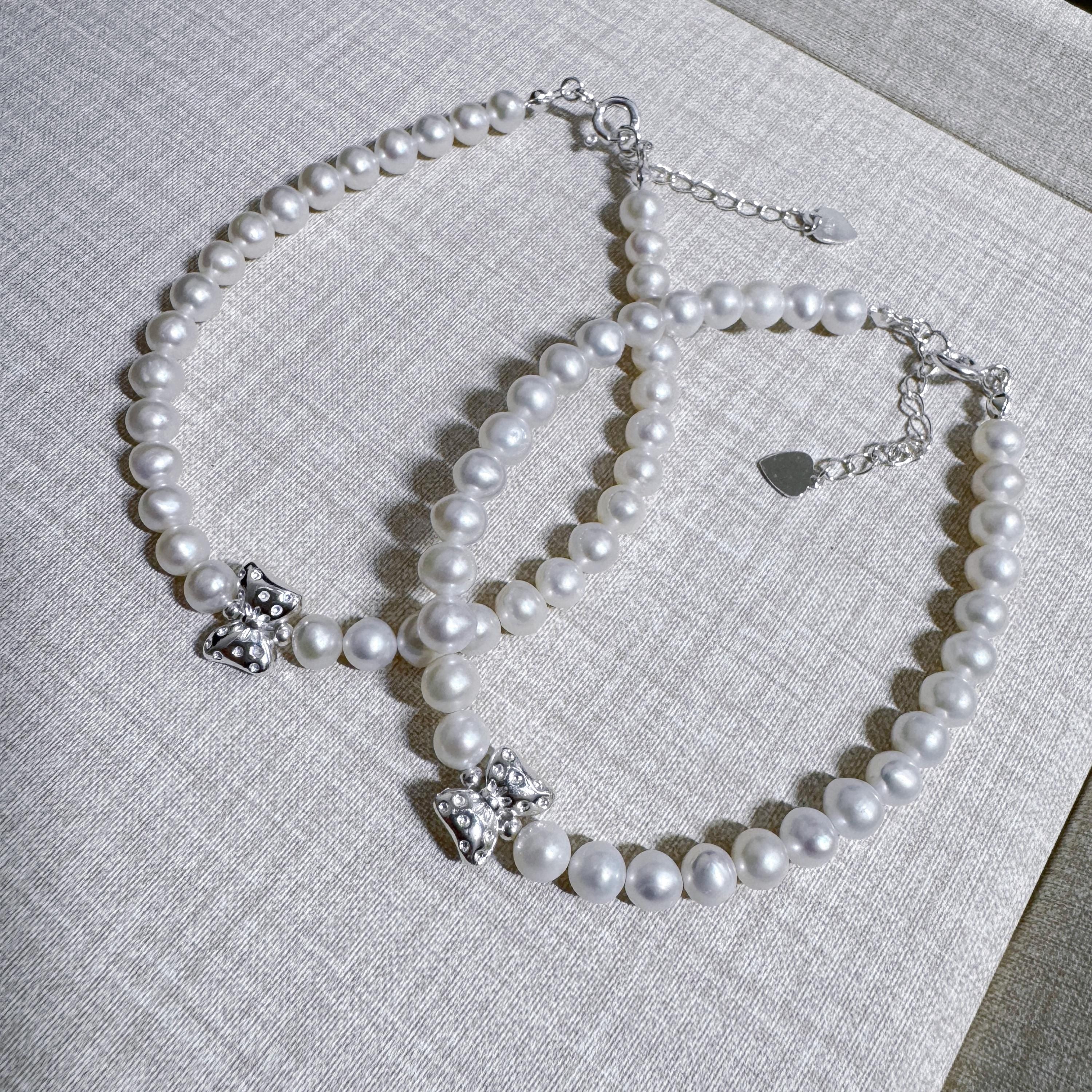 Aurora Near-Round Pearl Bow Bracelet